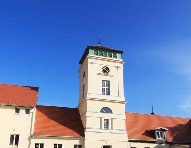 Schule Gutshof Gross Machnow Turm